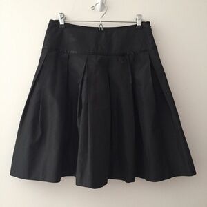 TIBI Women's Silk Skirt Pleated Lined  Below Knee Side Zip Lightweight 2 AS IS